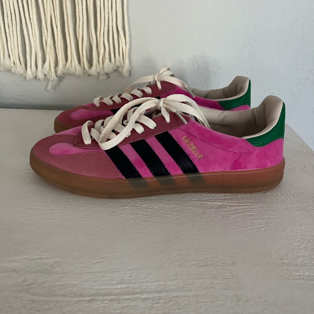 Adidas Gazelle - never worn